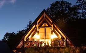 Chalets Na'Thur lodge